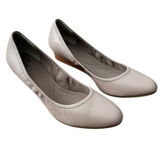 Susina Fraya Lea Wedge 9.5 Taupe NEW - Picture 2 of 5